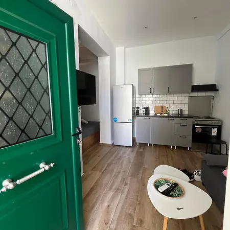 Noa - Designed Garden In The Center * Kalamáta