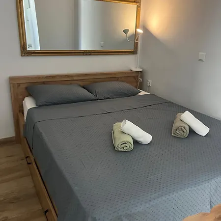 Noa - Designed Garden In The Center