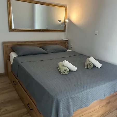 Noa - Designed Garden In The Center Kalamata