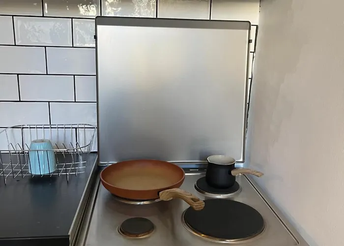 Noa - Designed Garden In The Center *