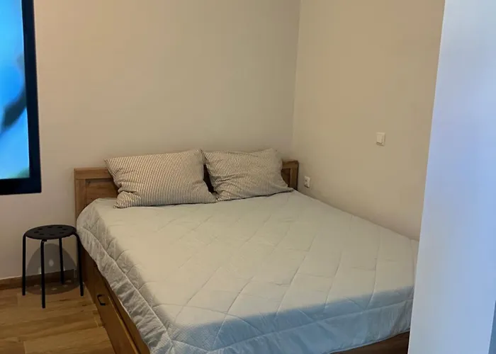 Noa - Designed Garden In The Center *