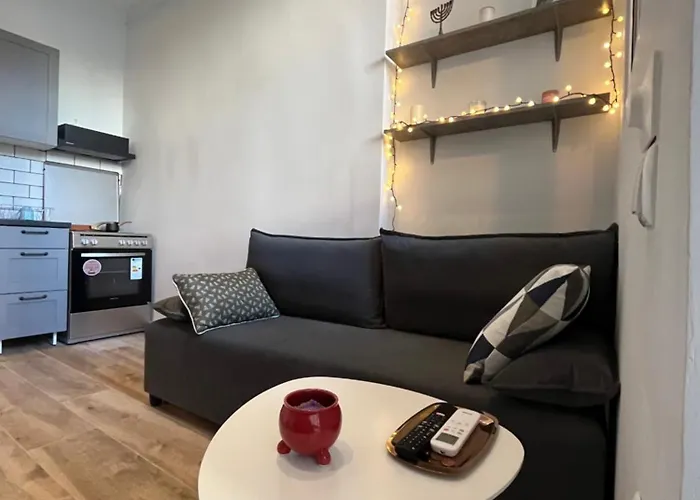 Noa - Designed Garden In The Center